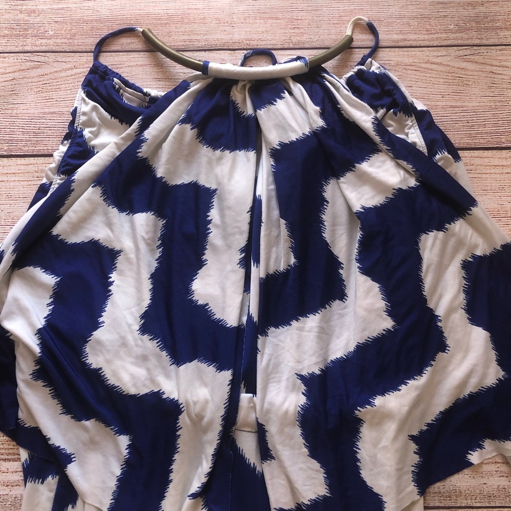 T-bags Los Angeles Blue & White Chevron Maxi Halter Dress Size Medium - Picture 4 of 8